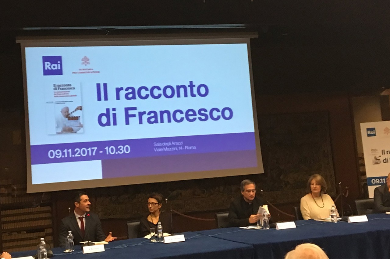 Viganò: comunicazione Francesco genera sempre significato