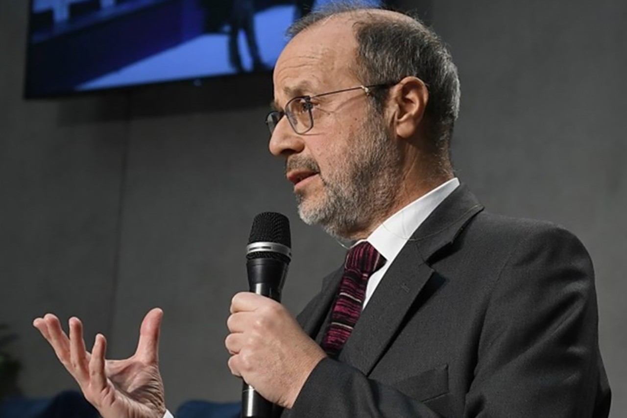 Papa: gratitudine a Vian per grande impegno all’Osservatore Romano