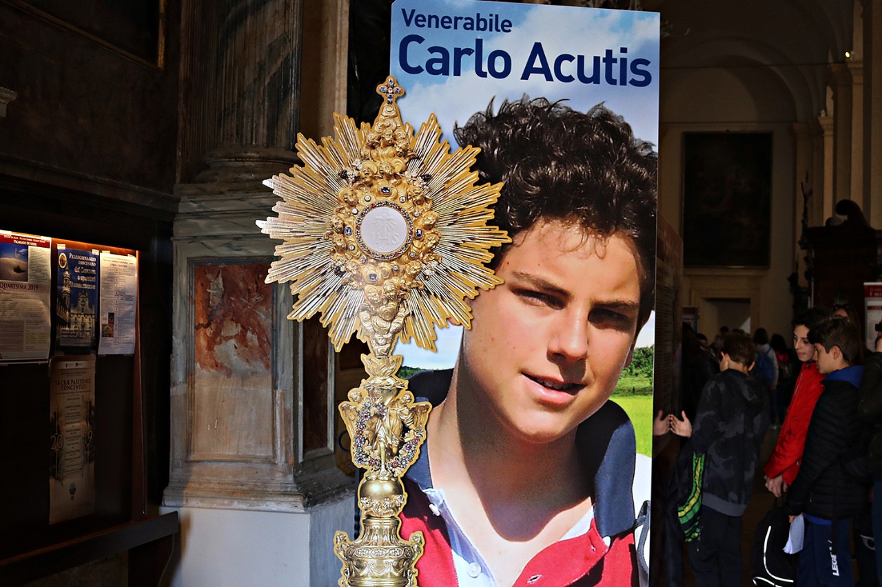 Carlo Acutis: Dicastero della Comunicazione ad Assisi per libro di mons. Sorrentino