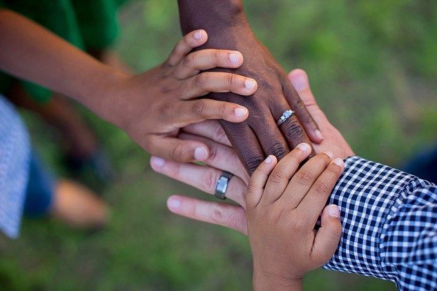 Il Papa: l’unità nella diversità ispiri il servizio al bene comune dei media