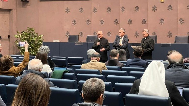 "Speranza da vivere per poi raccontarla", al via il Giubileo della comunicazione