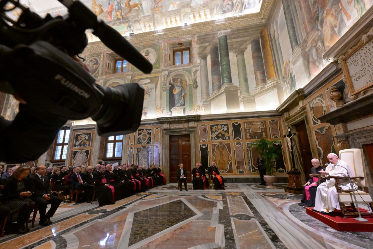 2022.11.12 Dipendenti, e Partecipanti all'Assemblea Plenaria, del Dicastero per la Comunicazione