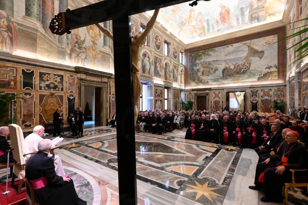 2022.11.12 Dipendenti, e Partecipanti all'Assemblea Plenaria, del Dicastero per la Comunicazione