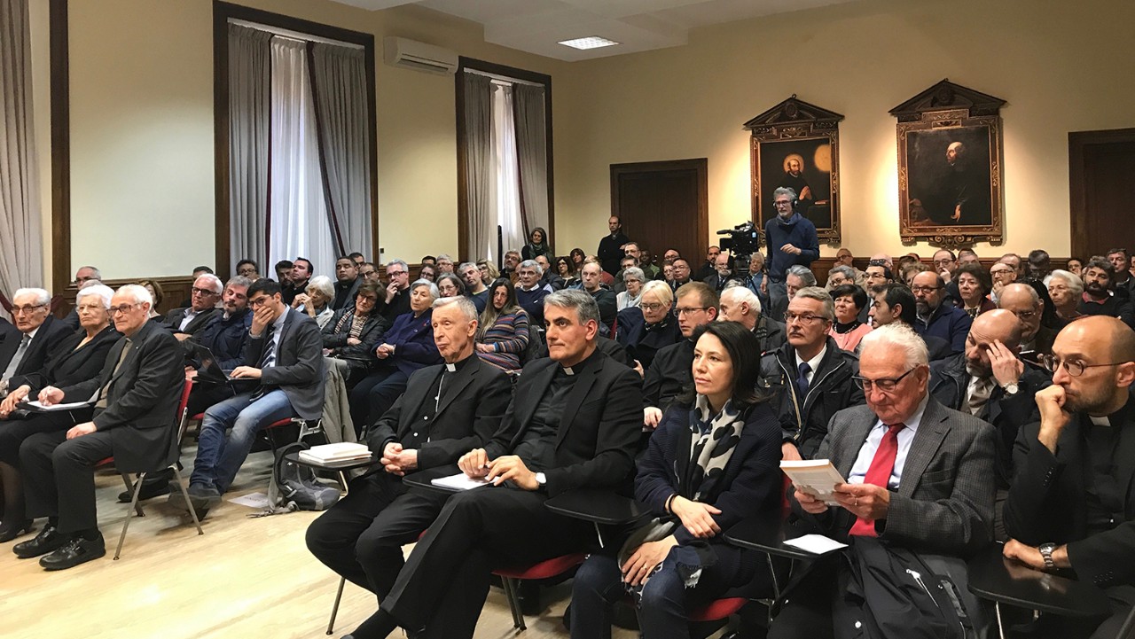 2019.04.09 Il Popolo secondo Francesco, una rilettura ecclesiologica di don Walter Insero
